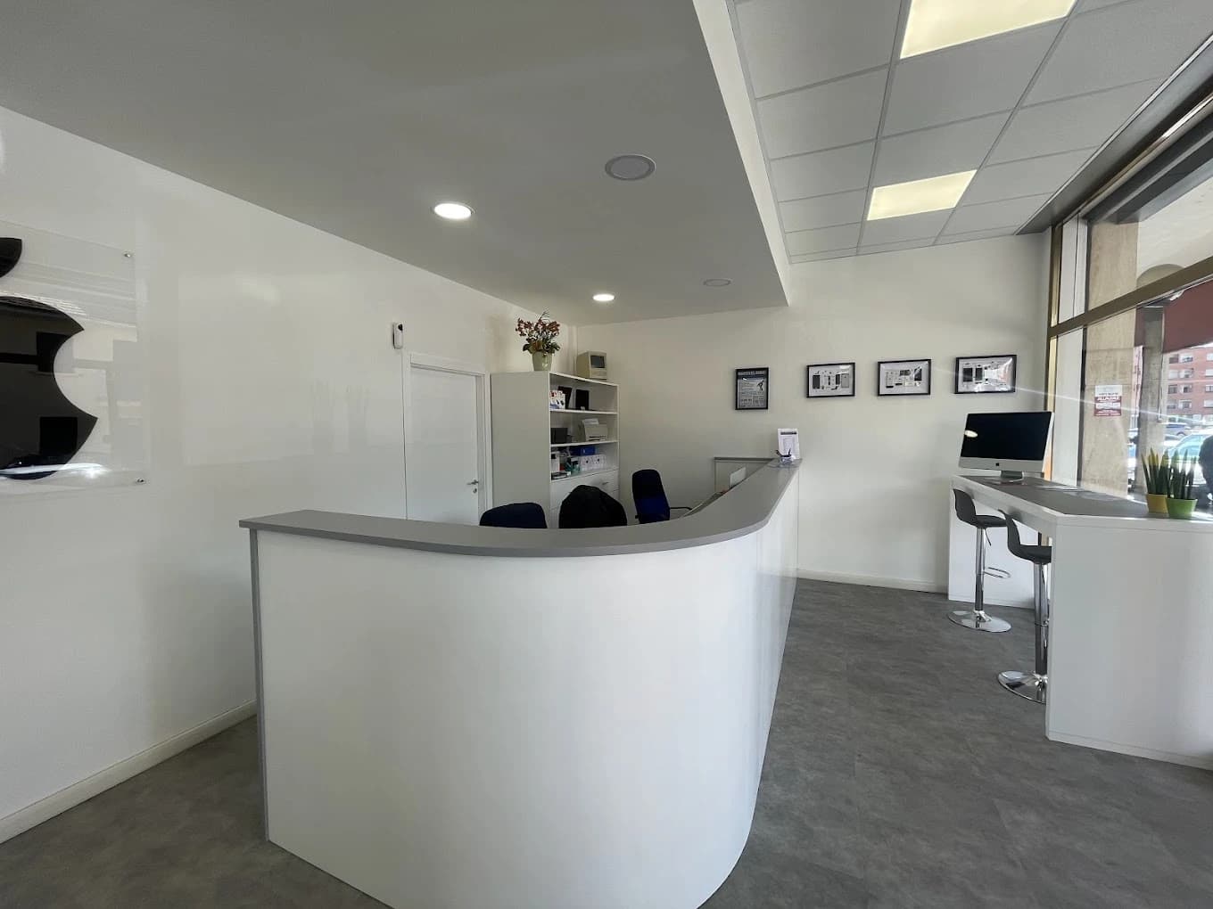 Seamless Contact Integration